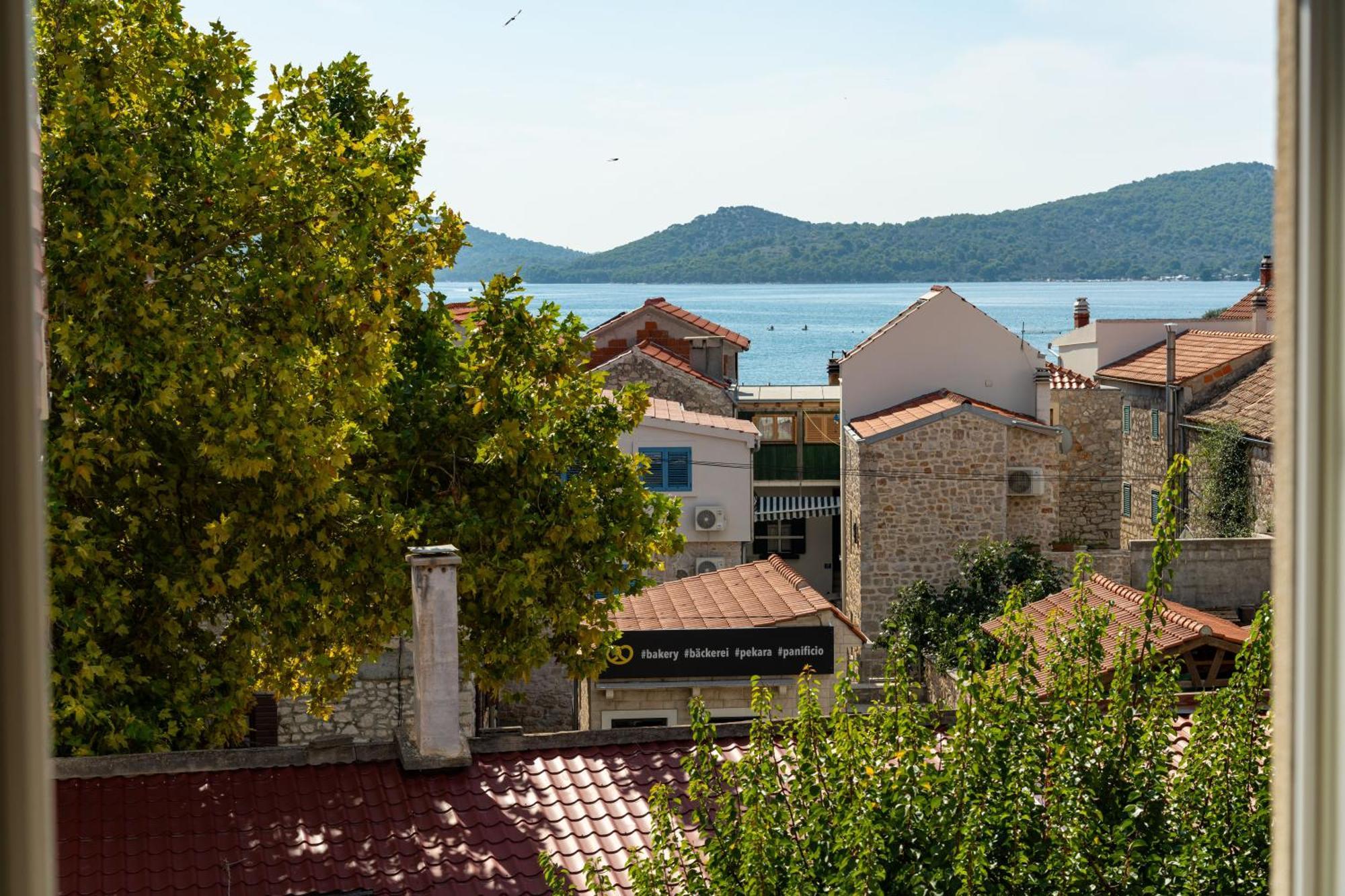 Apartmenthouse Ivana Betina (Sibenik-Knin) Exterior foto