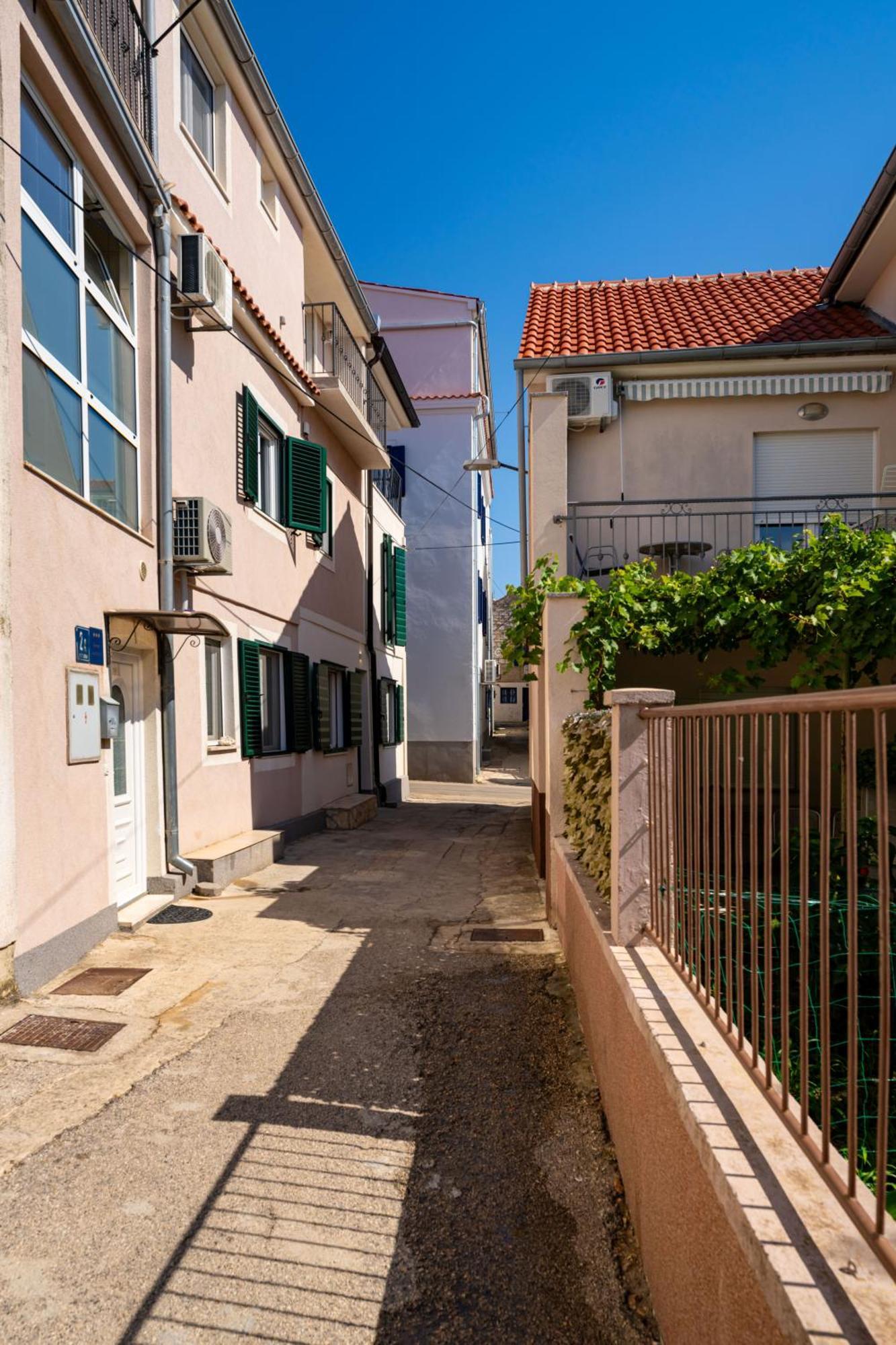 Apartmenthouse Ivana Betina (Sibenik-Knin) Exterior foto